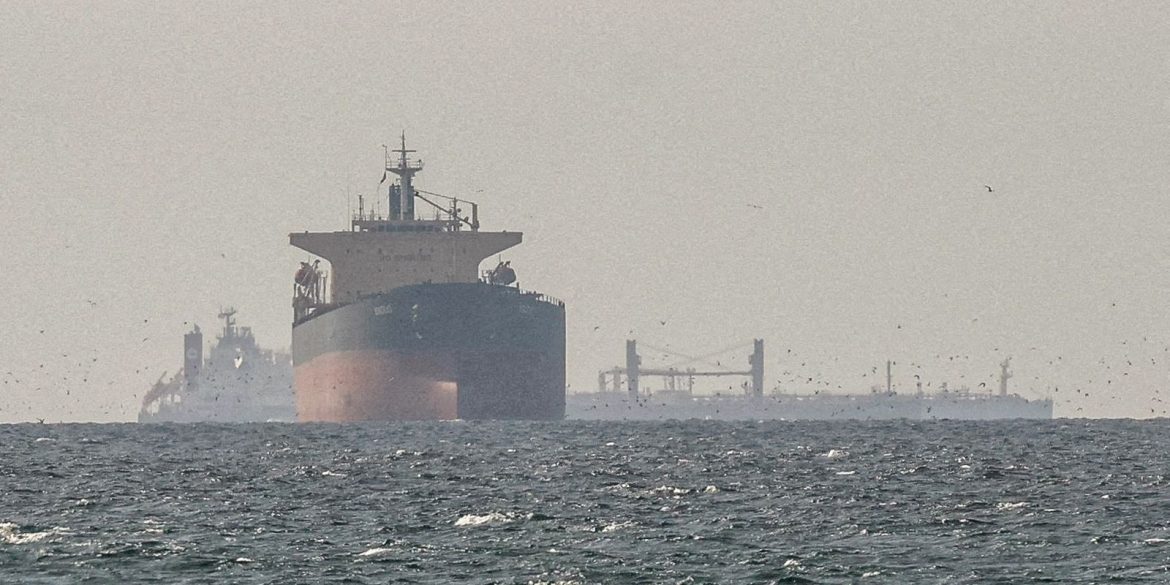 em-reacao-a-trump,-ira-ameaca-retaliar-portos-do-persico-e-mar-de-oma